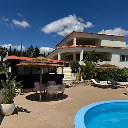 Cegonha Powered By Cegonha Resort- Private Swimming Pool & Air Con 알부페이라